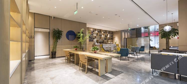 郑州正弘城博乐诗亚朵酒店图片