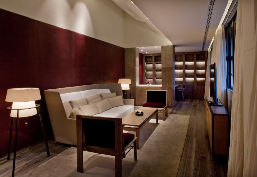 Guanyin Yiyuntai Hotel Chengdu Hotel Overview