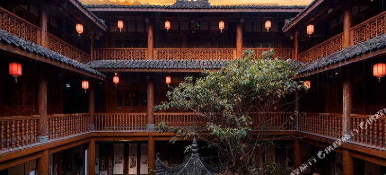 阆中本源堂民宿(古城店)图片