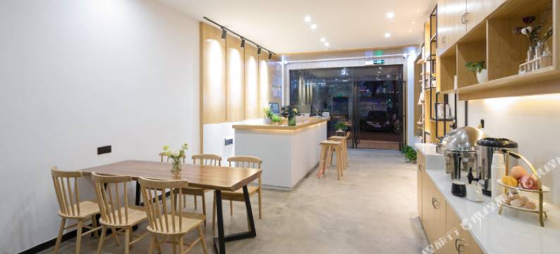 友米·好young酒店(常德体育中心店)图片