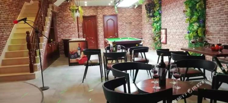 小酒杯轰趴馆度假别墅(海纳路分店)图片