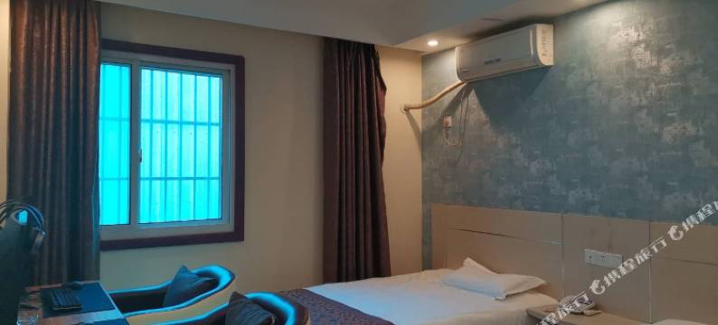 合肥韵庭电竞宾馆(合肥高铁南站店)图片