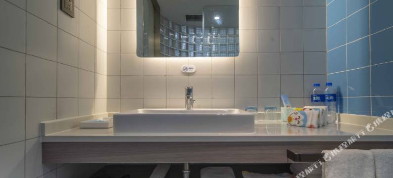 上海金桥中心智选假日酒店图片