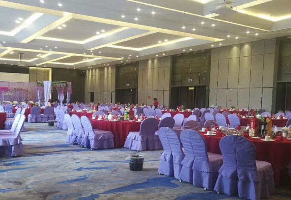 Huichang International Hotel Hotel Overview