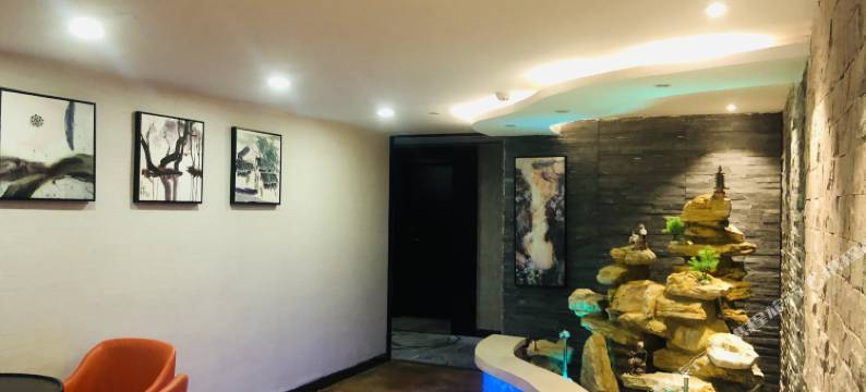 尚品水晶酒店(合肥三联学院店)图片