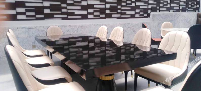 呼和浩特发展大厦酒店(会展中心区政府店)图片