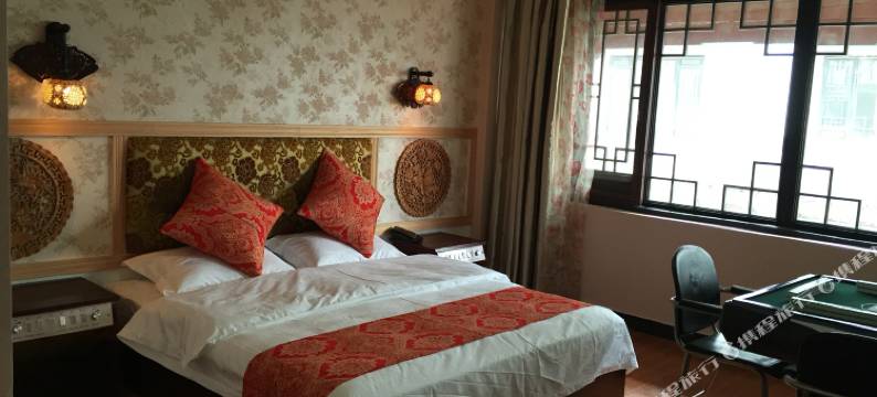 蓝溪阁酒店(楚雄彝人古镇店)图片