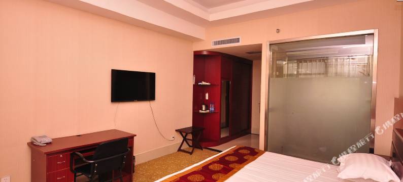 平阴百龍大酒店图片