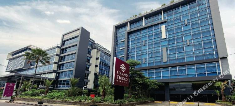 万隆特约克洛尊享大酒店(Grand Tjokro Premiere Bandung)图片