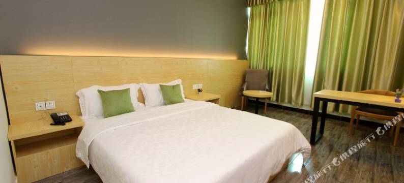 逸米酒店(深圳平湖华南城地铁站店)图片