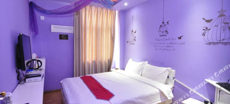 新平次时代主题酒店图片