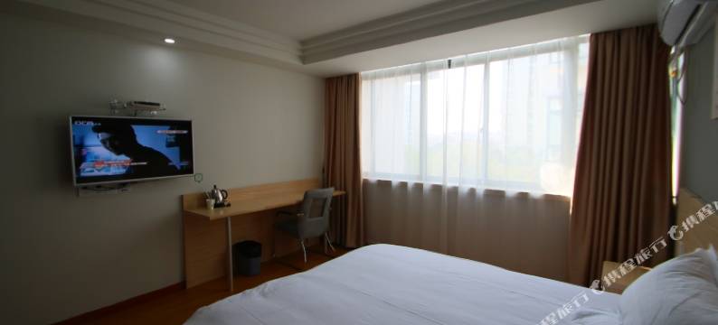 福友酒店(上海金山城市沙滩店)图片