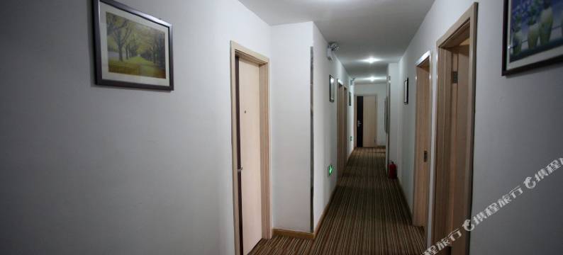 无锡豪都商务宾馆(梅里古镇店)图片