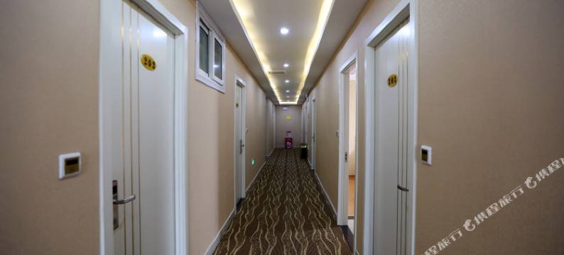 沃德阿拉丁酒店(济南山东大学印象城店)图片