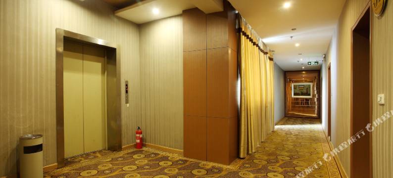 石首阳光假日酒店图片