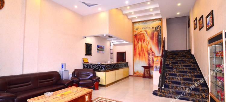 轻住酒店·锐达精品(包百八一公园店)图片