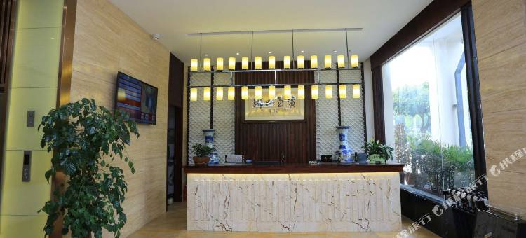 美涵酒店(重庆幸福广场地铁站店)图片