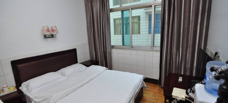 玉溪进鸿宾馆图片