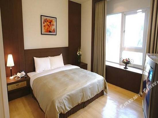 台南高玉商務飯店