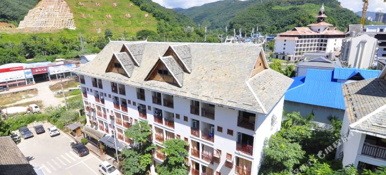 西双版纳澜江风情酒店(告庄星光夜市店)图片