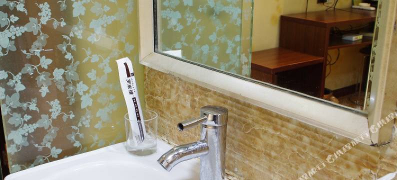 乌鲁木齐尚捷宾馆(火车南站店)图片