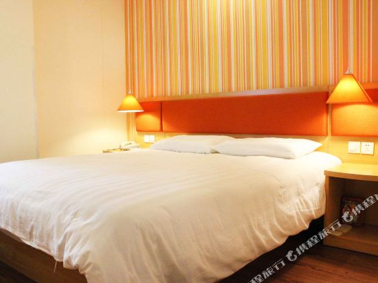 深圳星城购物中心购物攻略,星城购物中心物中