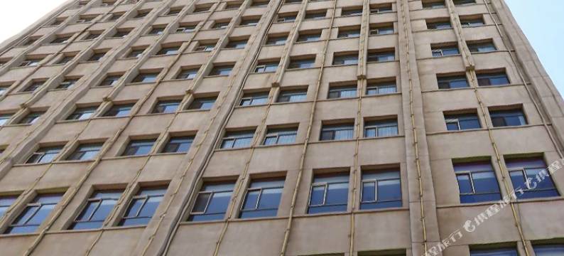 乌拉特前旗英丽泽大酒店图片