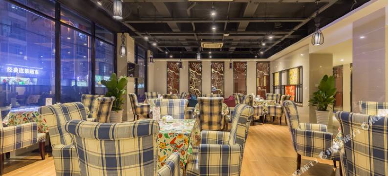 成都柒加贰酒店图片