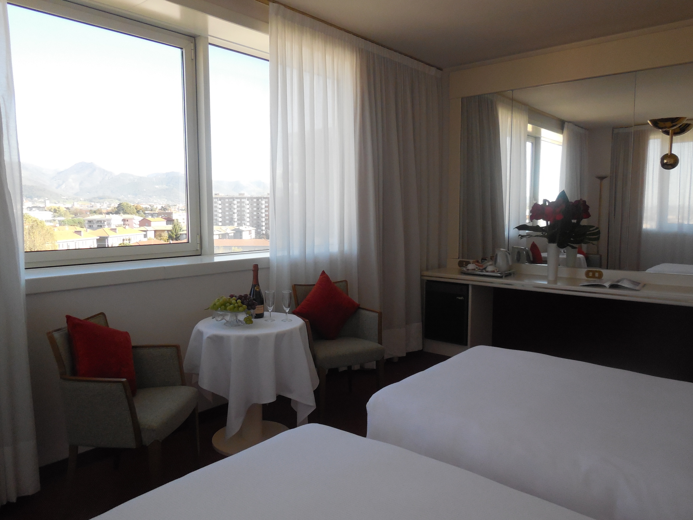 Starhotels Cristallo Palace Over view