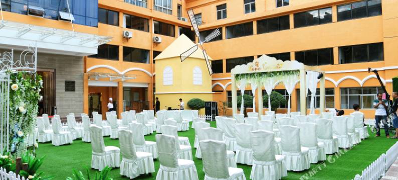 西乡山河大酒店图片