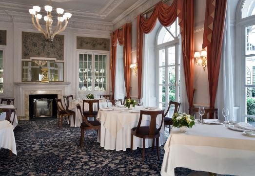 Grand Hotel SiteaHotel Overview