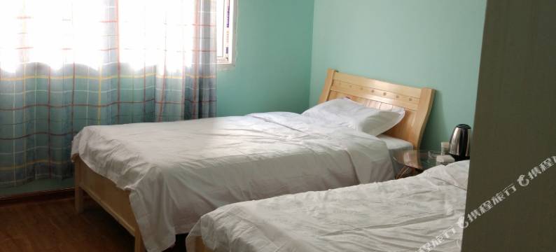 卡亚影咖主题酒店(西安思源海棠学院店)图片