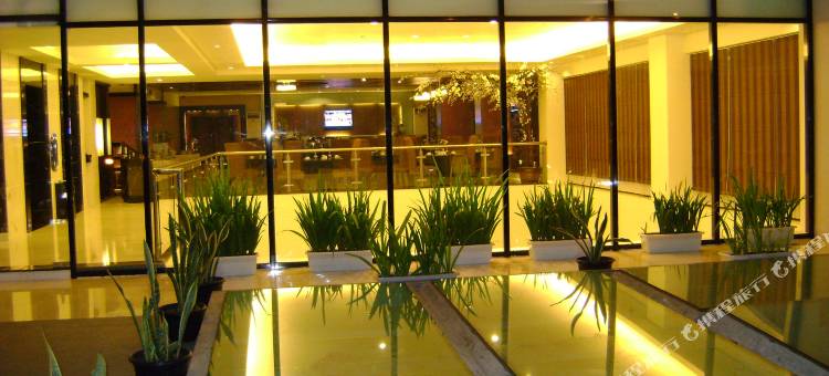 美娜多之旅酒店(Travello Hotel Manado)图片