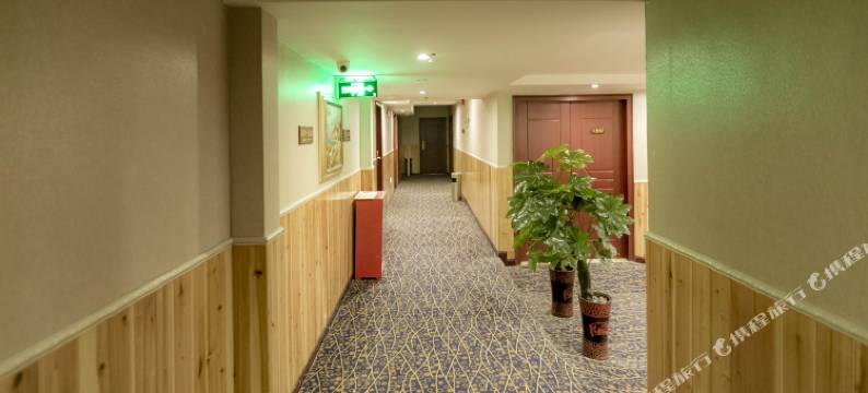 重庆滨洲商务酒店(滨洲花园店)图片