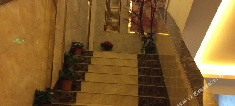 富顺皇庭酒店图片