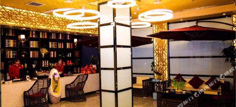 滑县喜鹊花缘酒店图片