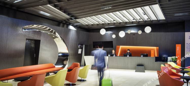 首尔江南大使宜必思尚品酒店(Ibis Styles Ambassador Seoul Gangnam)图片