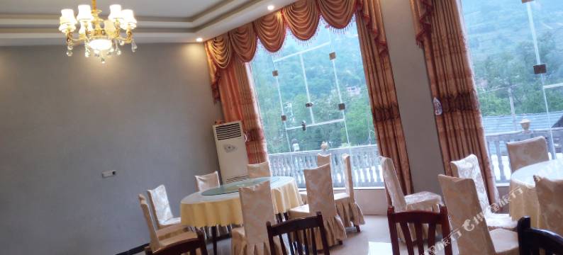 雷波马湖李莊酒店图片