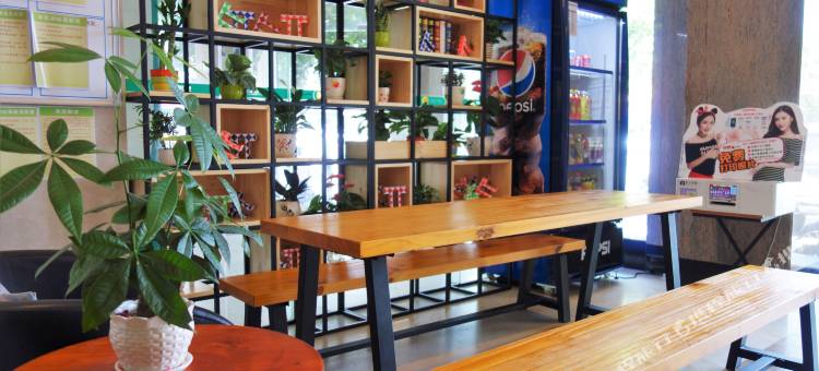 7天优品酒店(湛江赤坎老街岭南师范店)图片