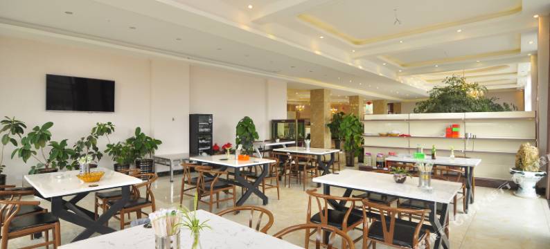 佰年晟世酒店(昆明长水机场店)图片