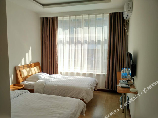 向阳酒店(大连普兰店安波温泉度假村店)