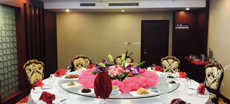 华蓥山大酒店图片