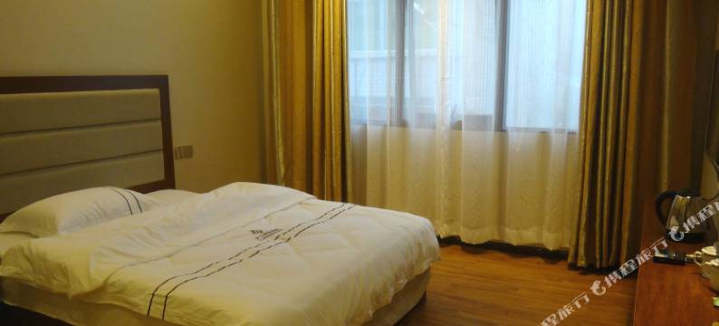 平塘庐江商务酒店图片