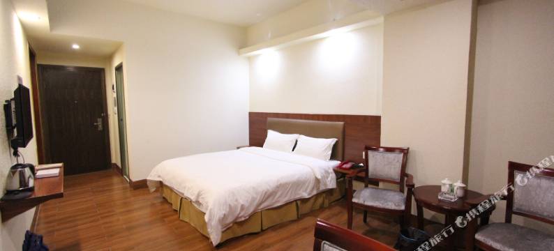 信宜佰星胡酒店图片