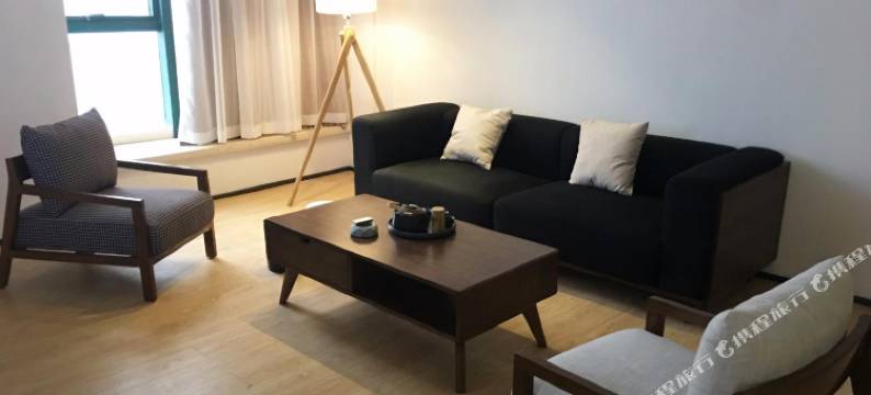 老河口易乐名仕假日酒店图片