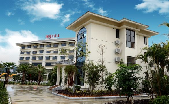 莆田潮馨大酒店外景图