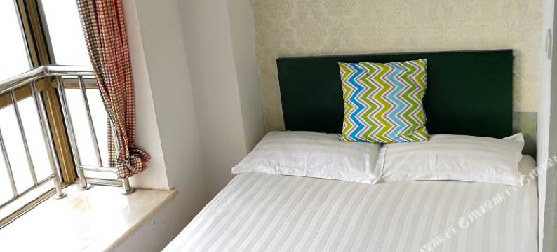 武汉蓝色太空舱旅社图片