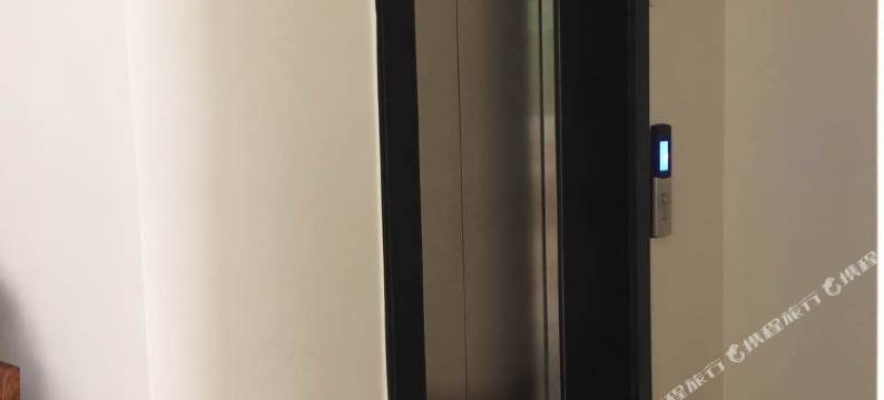 一米阳光商务酒店(茂名高铁站店)图片