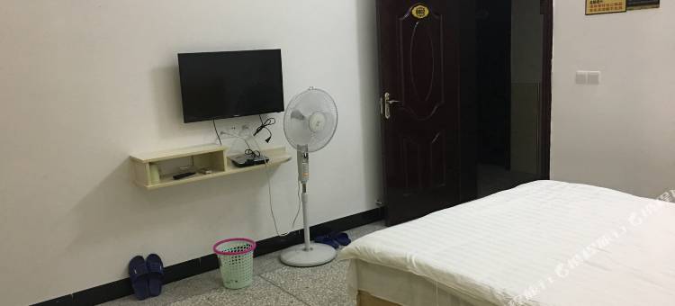 平江纯溪避暑山庄图片