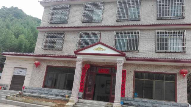 富川石林山萌萌山庄